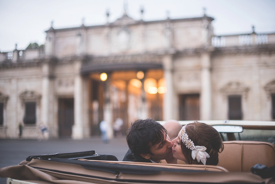 A Glamorous 1920's and Great Gatsby inspired wedding in Italy. Photogarphy by The Sweet Side.