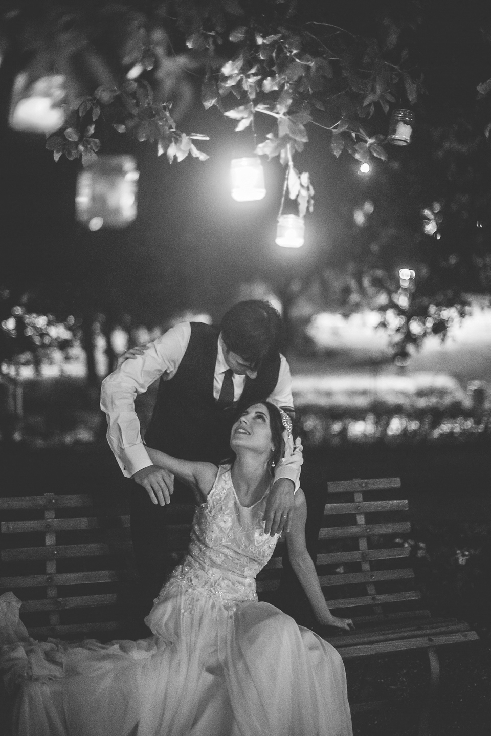 A Glamorous 1920's and Great Gatsby inspired wedding in Italy. Photogarphy by The Sweet Side.