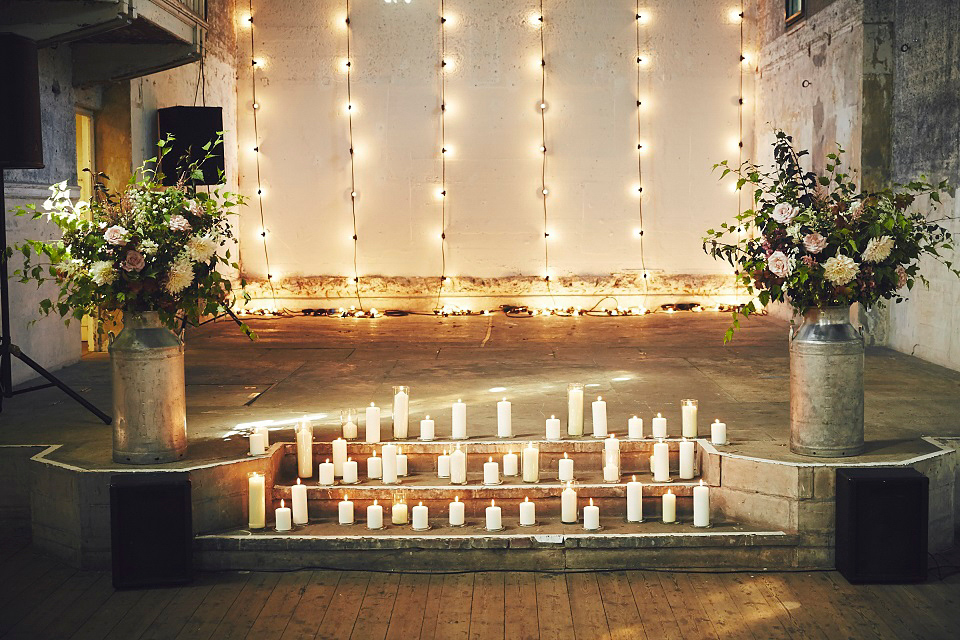 Bride Jessica wore two dresses for her modern, cool and contemporary London wedding, styled to perfection by Liz Linkleter.