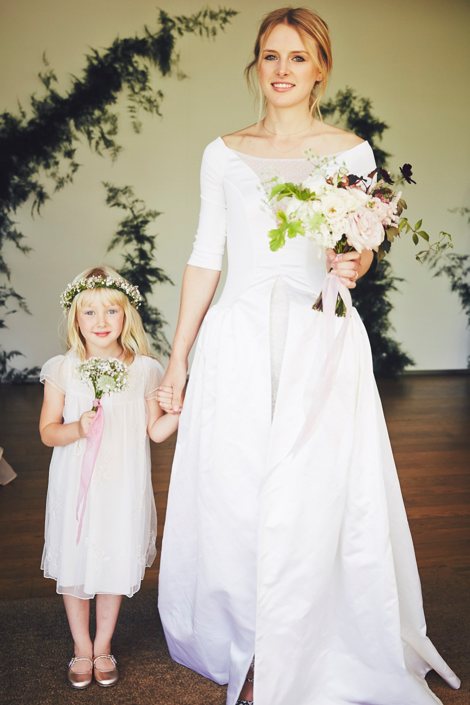 Bride Jessica wore two dresses for her modern, cool and contemporary London wedding, styled to perfection by Liz Linkleter.