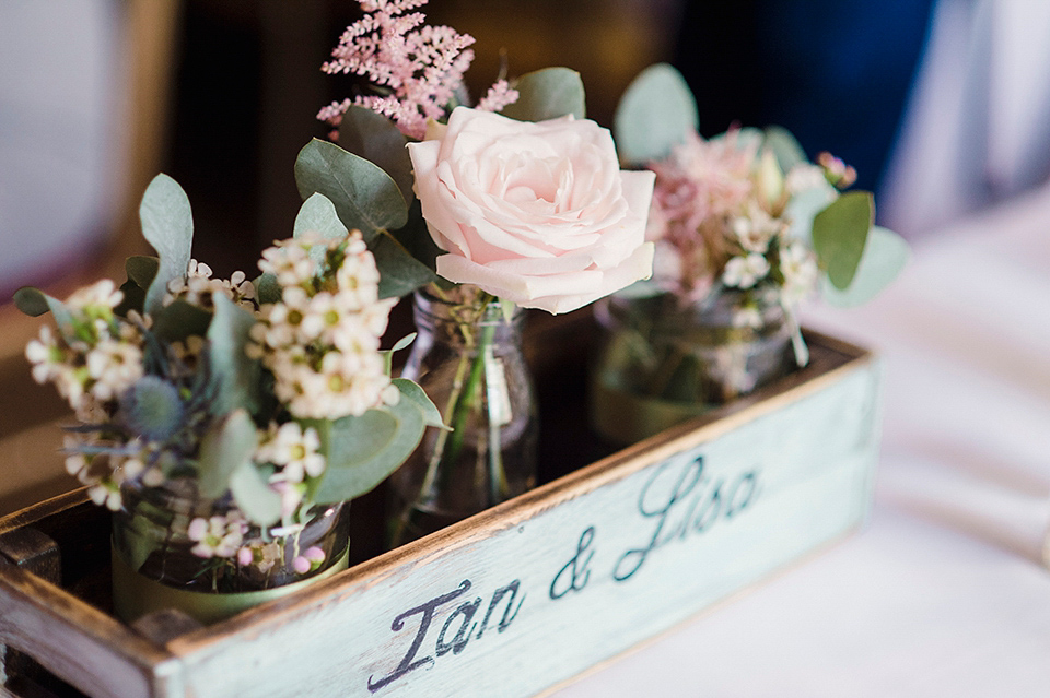 Jenny Packham glamour for a pale green pub wedding in Sussex. Photography by Razia N. Jukes.