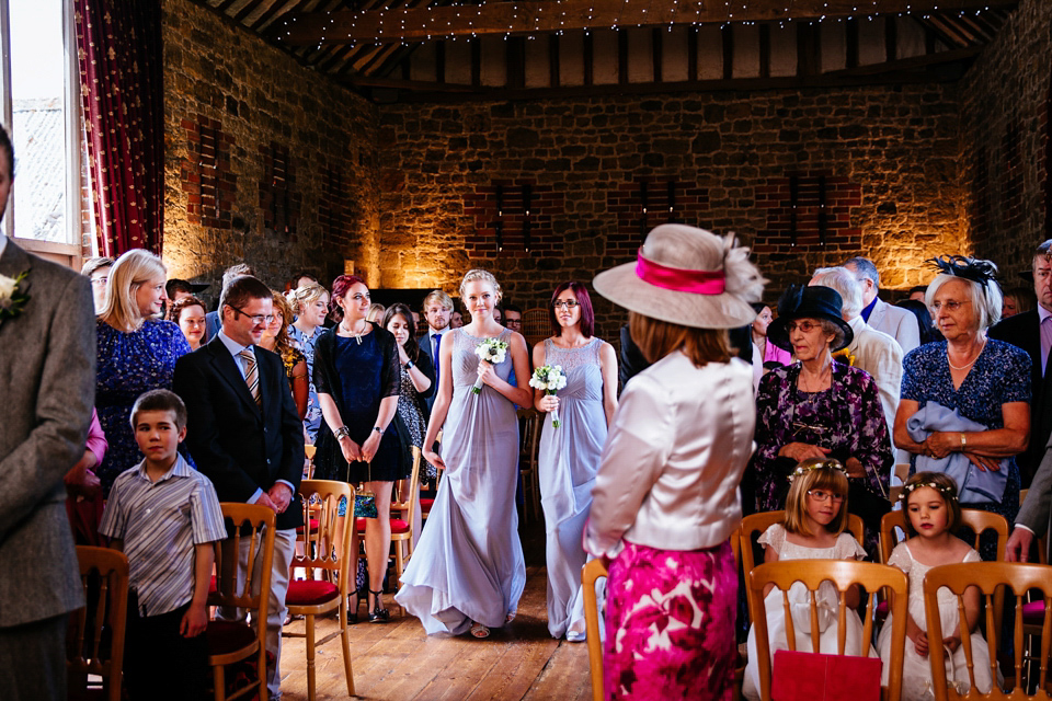 An elegant and relaxed homespun barn wedding in the Sussex Downs. Photography by Sarah Legge.