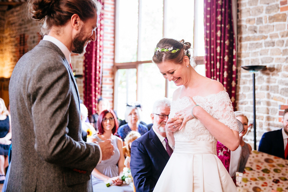 An elegant and relaxed homespun barn wedding in the Sussex Downs. Photography by Sarah Legge.