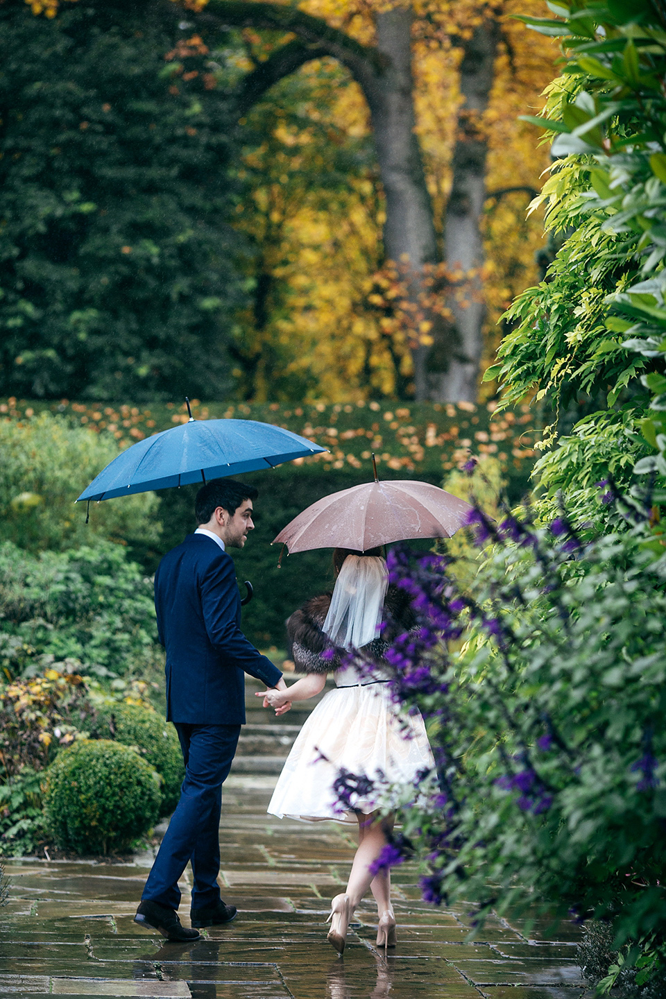 A short 60's inspired REDValentino dress for an Autumn wedding at Le Manoir Aux Quat'Saisons. Photography by Jordanna Marston.