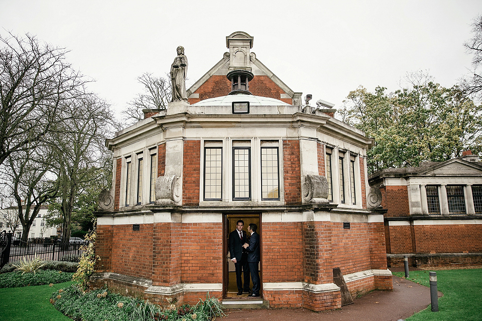 Alexa wears Halfpenny London for her Autumn wedding in London. Photography by Kat Hill.