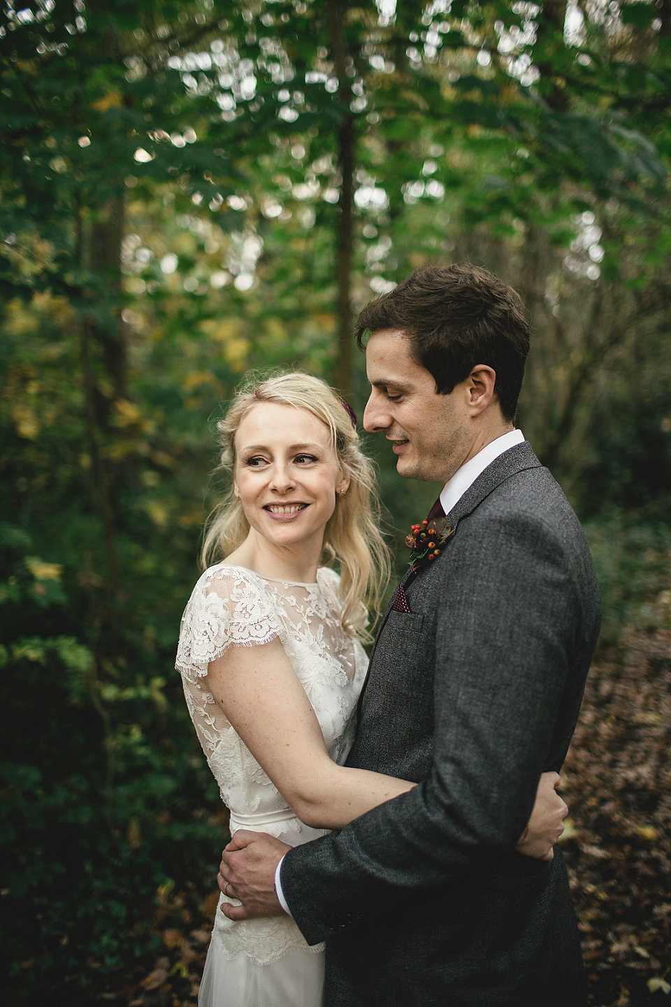 Alexa wears Halfpenny London for her Autumn wedding in London. Photography by Kat Hill.