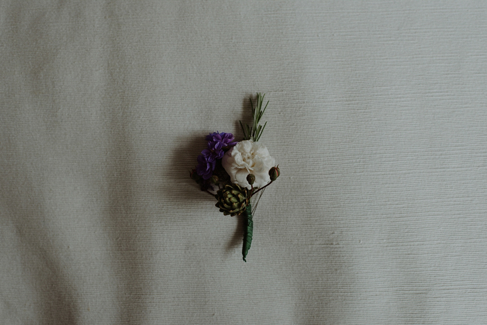 An heirloom wedding dress for an atmospheric and intimate elopement on the Isle of Islay. Photography by The Kitcheners.