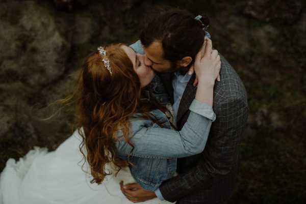 A Romantic and Atmospheric Wedding in Iceland