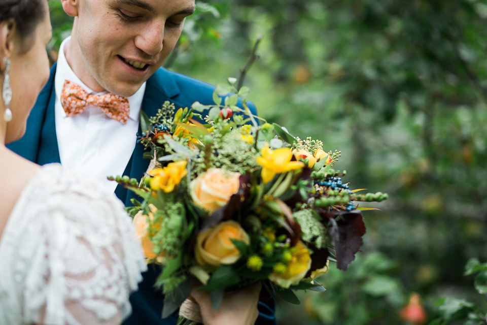 Holly wore an Eliza Jane Howell gown for her colourful, outdoor wedding in Scotland. Images by Solen Photography.