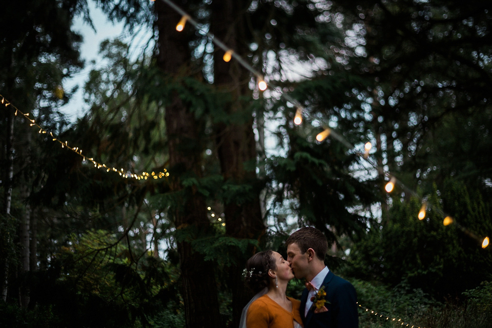 Holly wore an Eliza Jane Howell gown for her colourful, outdoor wedding in Scotland. Images by Solen Photography.