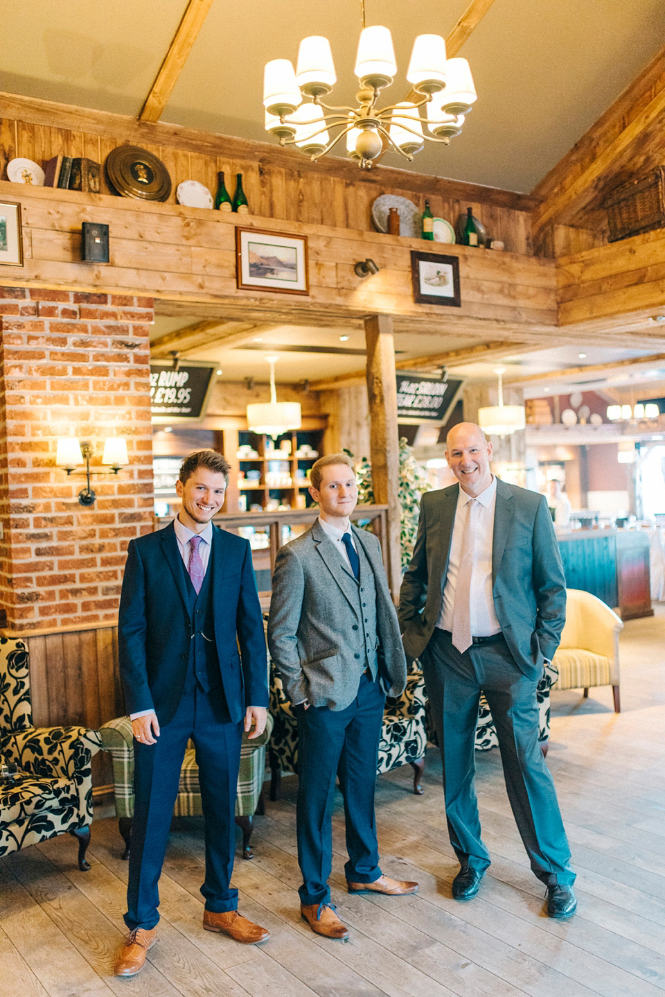 Mint, pink and golden snitches for a magical Autumn wedding in a treehouse. Photography by Sarah Jane Ethan.