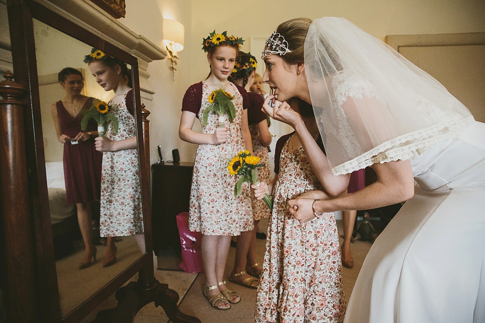 Sunflowers and rustic, Autumn shades for a handmade wedding in the Cotswolds. Photography by McKinley Rodgers.