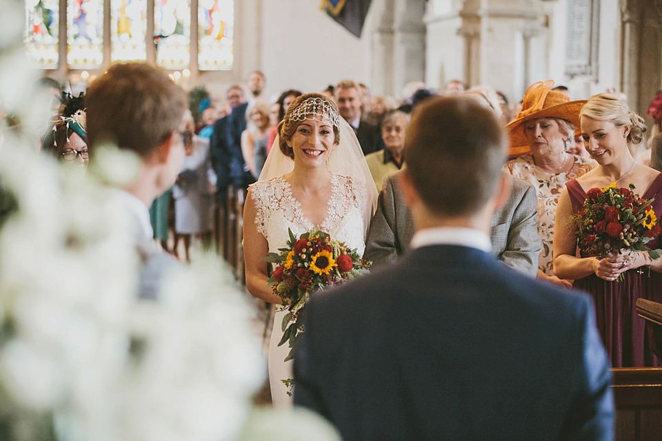 Sunflowers and rustic, Autumn shades for a handmade wedding in the Cotswolds. Photography by McKinley Rodgers.