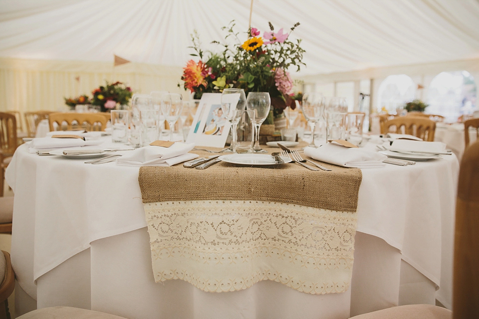 Sunflowers and rustic, Autumn shades for a handmade wedding in the Cotswolds. Photography by McKinley Rodgers.