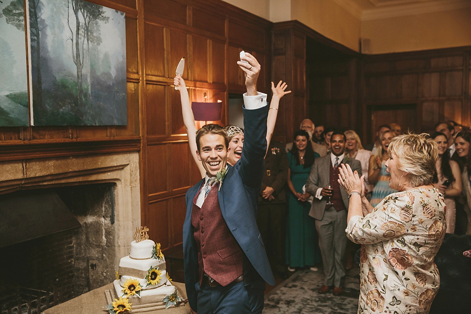 Sunflowers and rustic, Autumn shades for a handmade wedding in the Cotswolds. Photography by McKinley Rodgers.