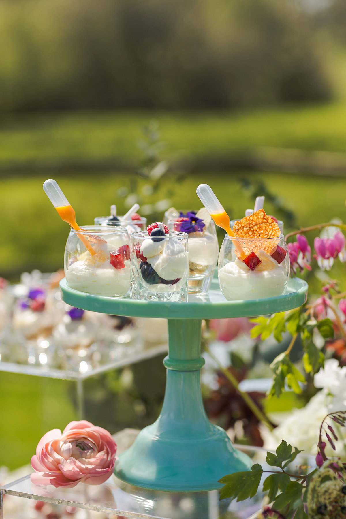 Donut walls and Liquid Nitrogen Ice cream bars! Kalm Kitchen are a brilliant catering company that we recommend through our littlebookforbrides.com. Here they demonstrate some of their creative catering ideas.