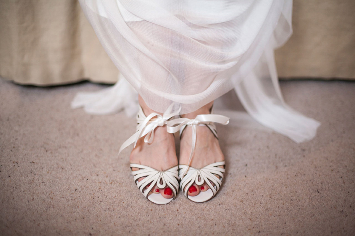 Catherine Deane and Lorie X bridal separates for a bright and colourful September wedding. Photography by Christina Cuevas.