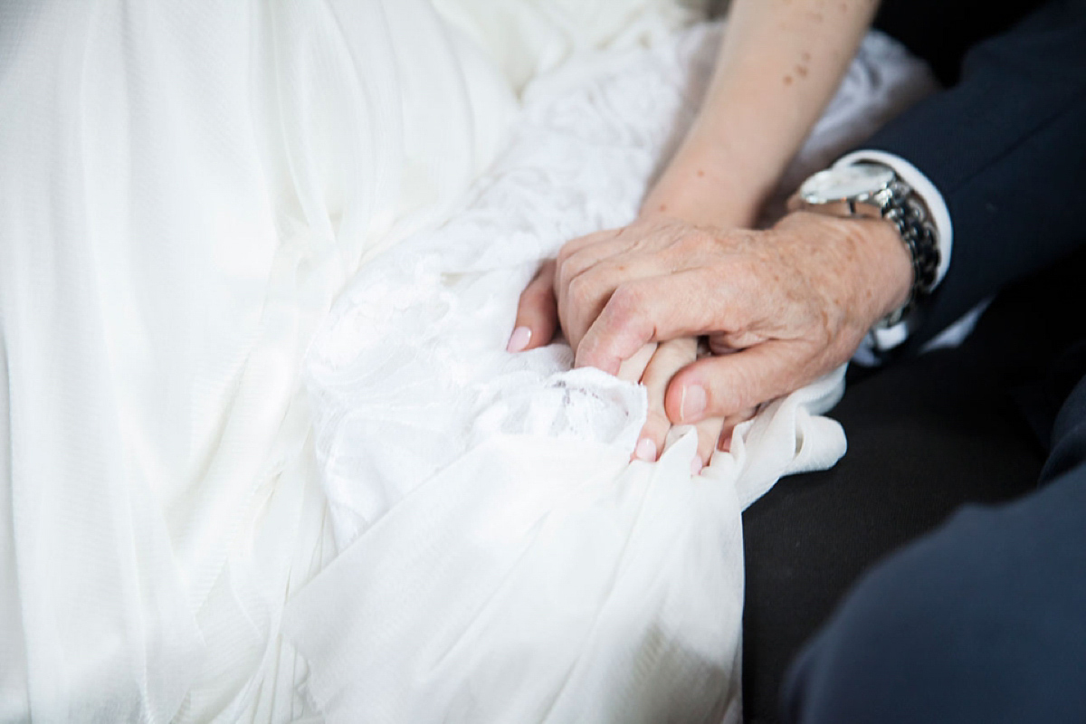 Catherine Deane and Lorie X bridal separates for a bright and colourful September wedding. Photography by Christina Cuevas.