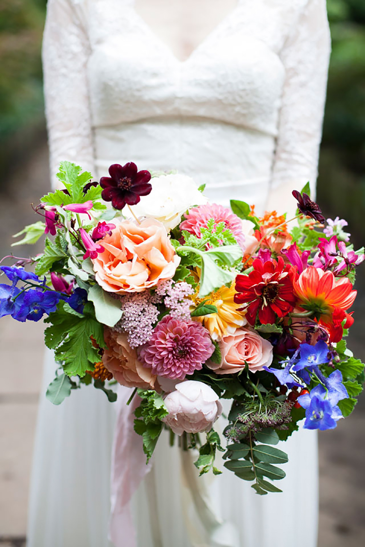 Catherine Deane and Lorie X bridal separates for a bright and colourful September wedding. Photography by Christina Cuevas.