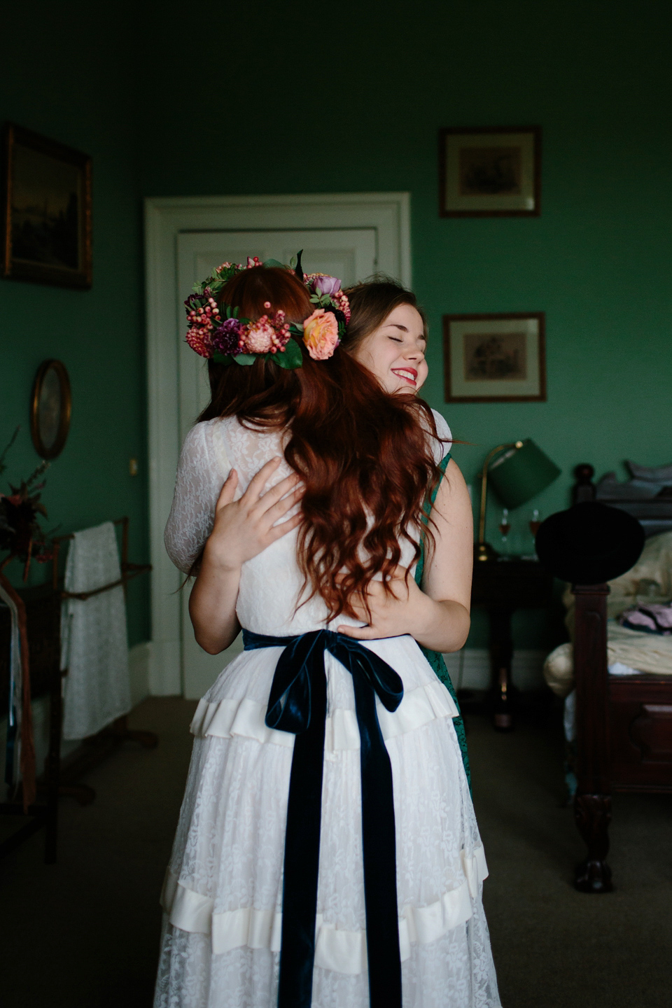 A Humanist woodland wedding for an ethereal, flame haired 1940's inspired bride. Photography by Caro Weiss, film by Sugar8.