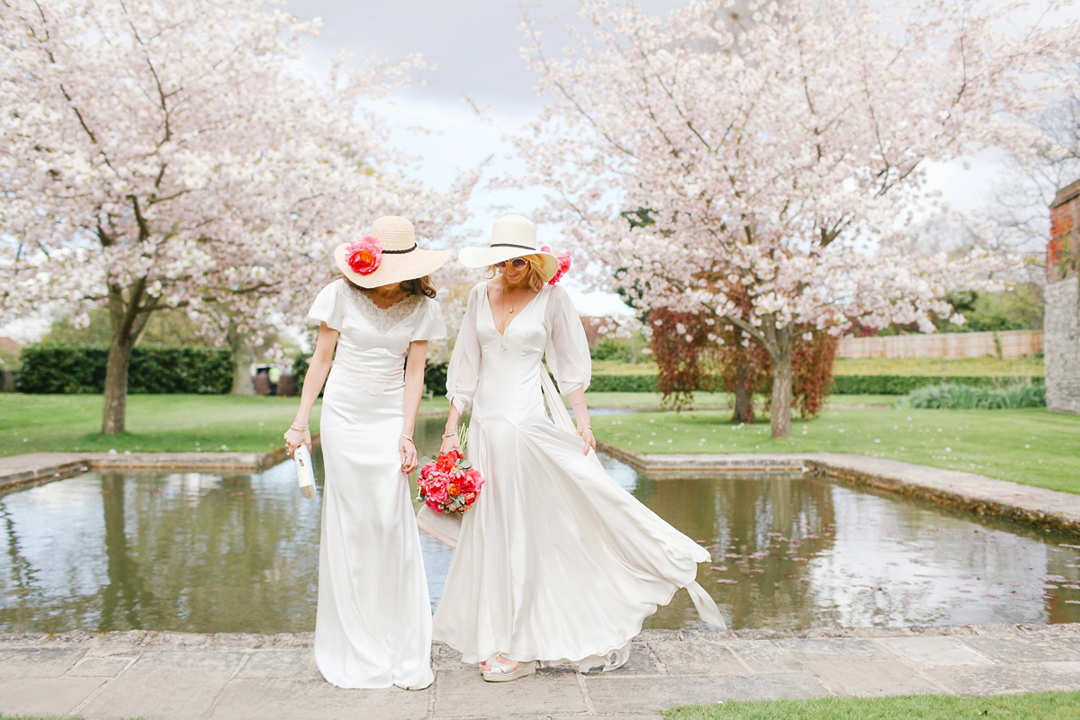 wpid428209 Belle Bunty Dune London wedding bridal shoot english country 70s style dress eltham palace20160430 0019