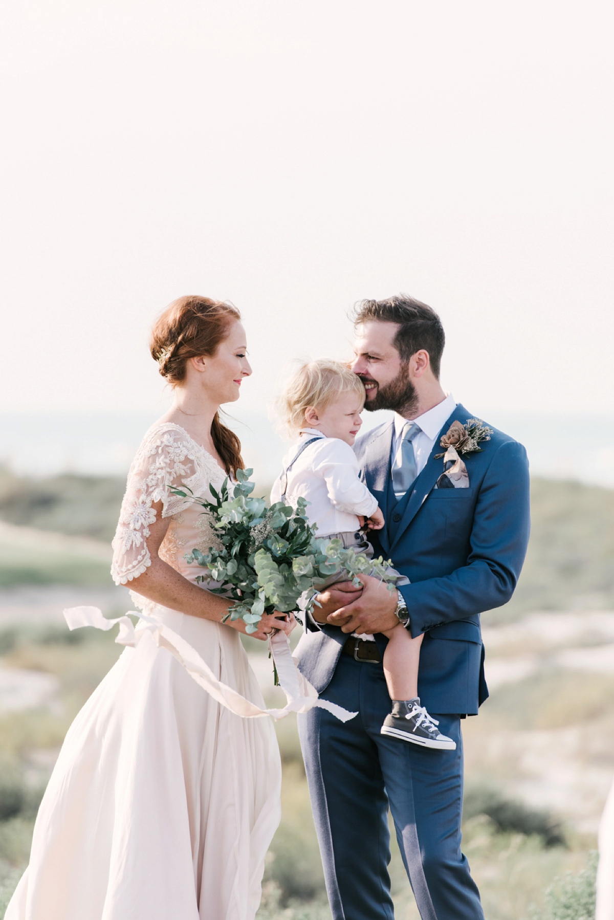 A House of Moirai dres for a stylish boho wedding in Abu Dhabi. Photography by Maria Sundin.