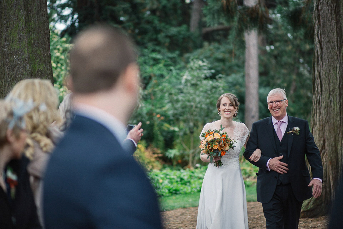 Julia wore a gown by Rowanjoy and a pair of green wedding shoes for her Royal Botanical Gardens wedding in Edinburgh. Photography by Jen Owens.