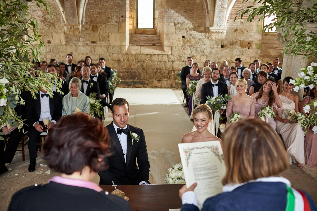 wpid429331 rembo styling tuscany wedding 32