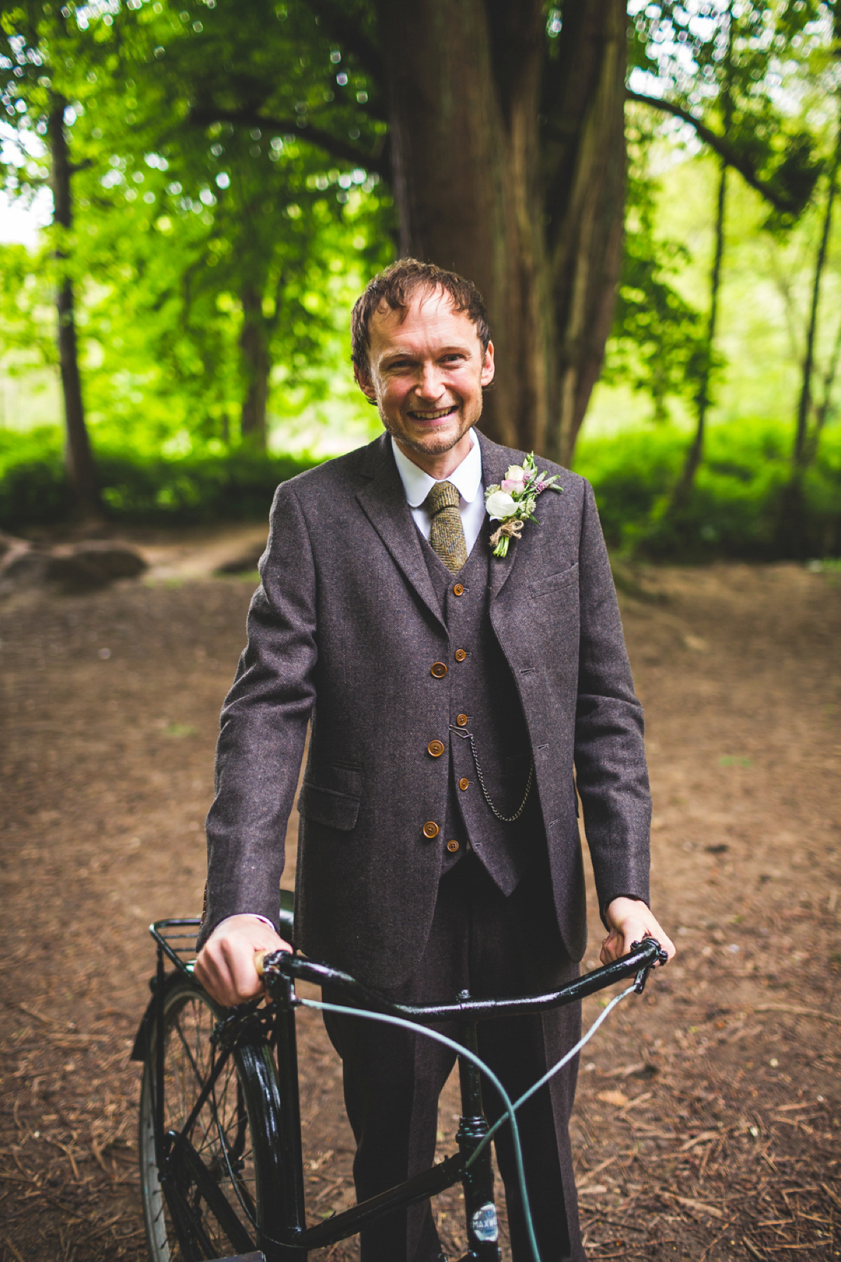 A rustic inspired North Yorkshire pub wedding. Images by Photography34.