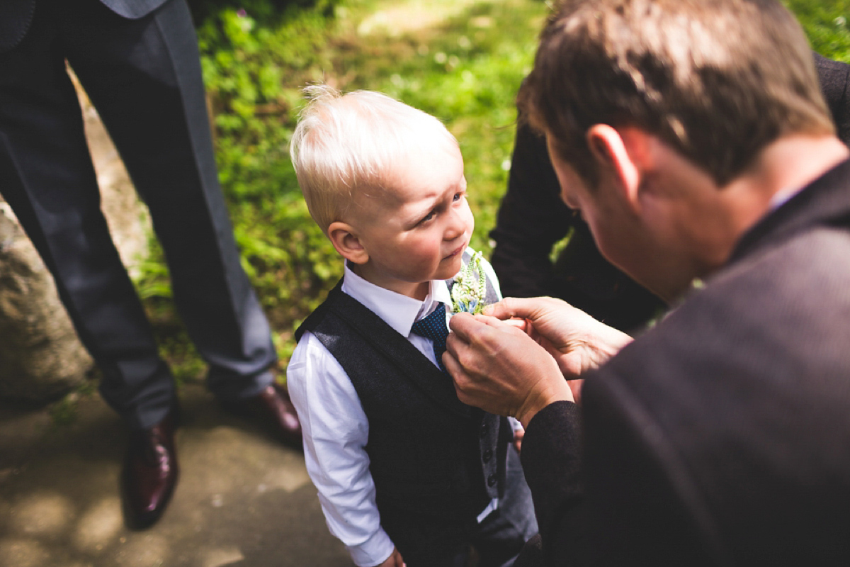 A rustic inspired North Yorkshire pub wedding. Images by Photography34.