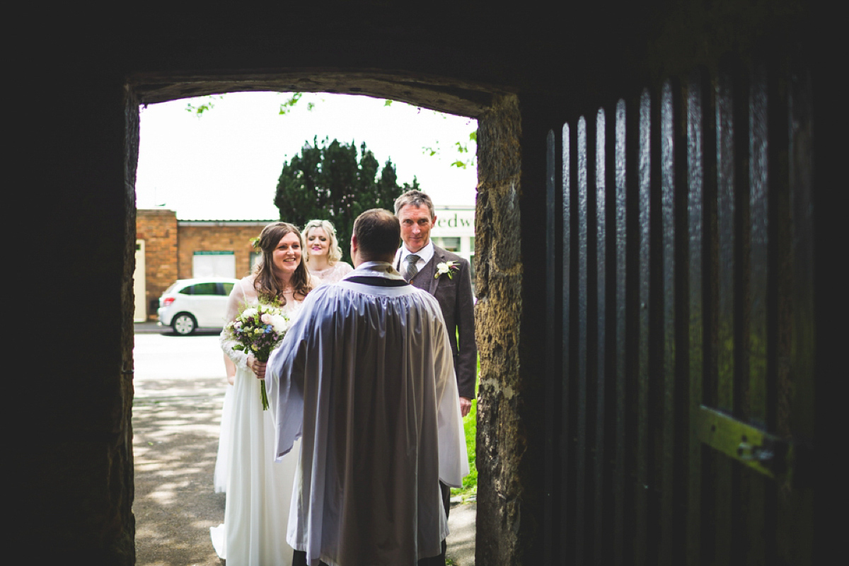 A rustic inspired North Yorkshire pub wedding. Images by Photography34.