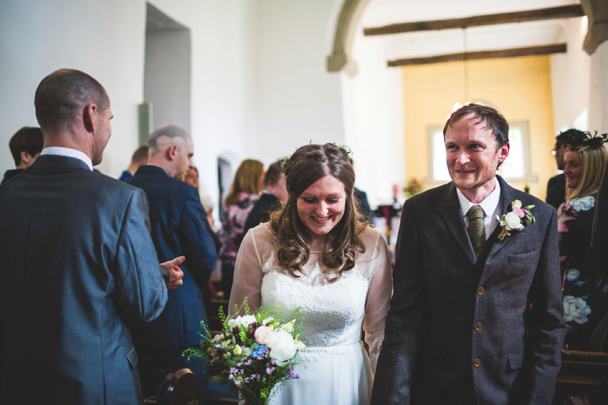 A rustic inspired North Yorkshire pub wedding. Images by Photography34.