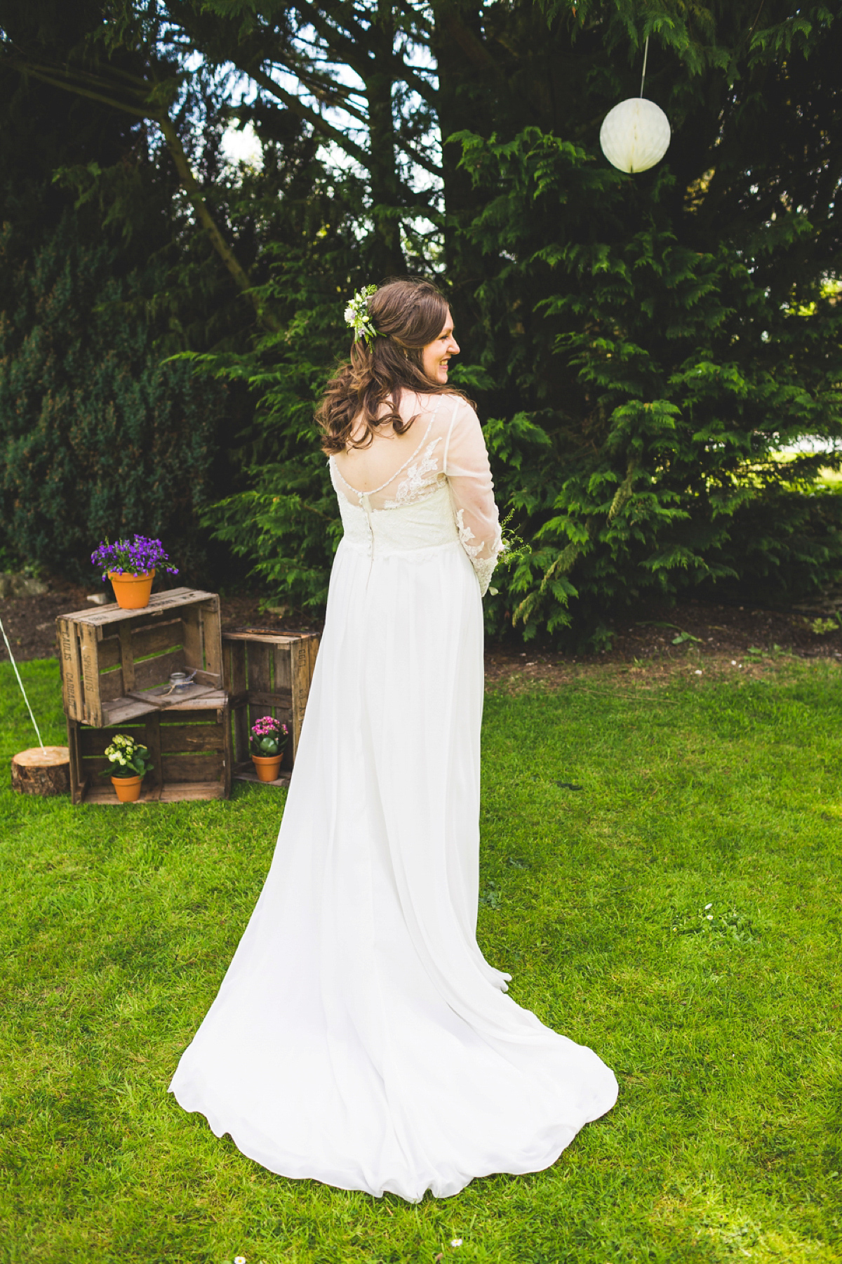 A rustic inspired North Yorkshire pub wedding. Images by Photography34.