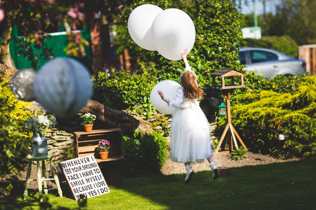 A rustic inspired North Yorkshire pub wedding. Images by Photography34.