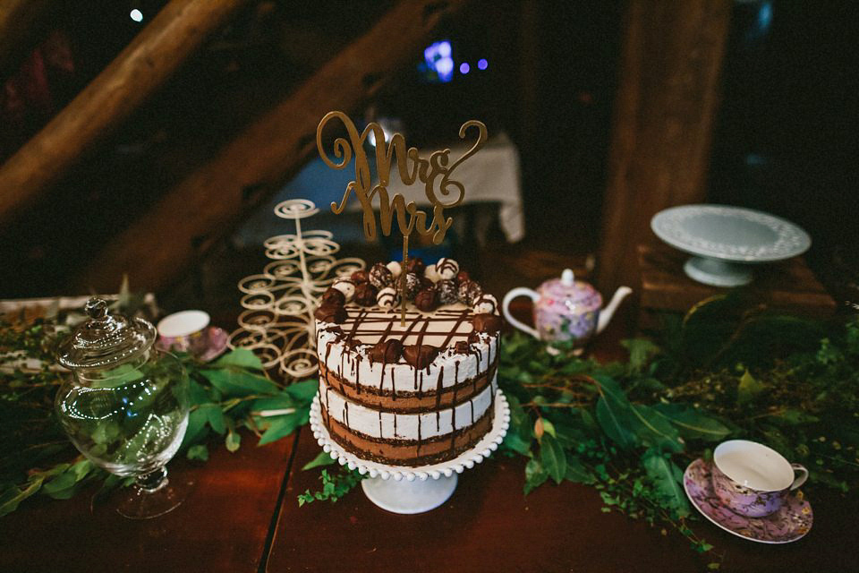 A woodland wedding in Australia. Images by Through The Woods We Ran.