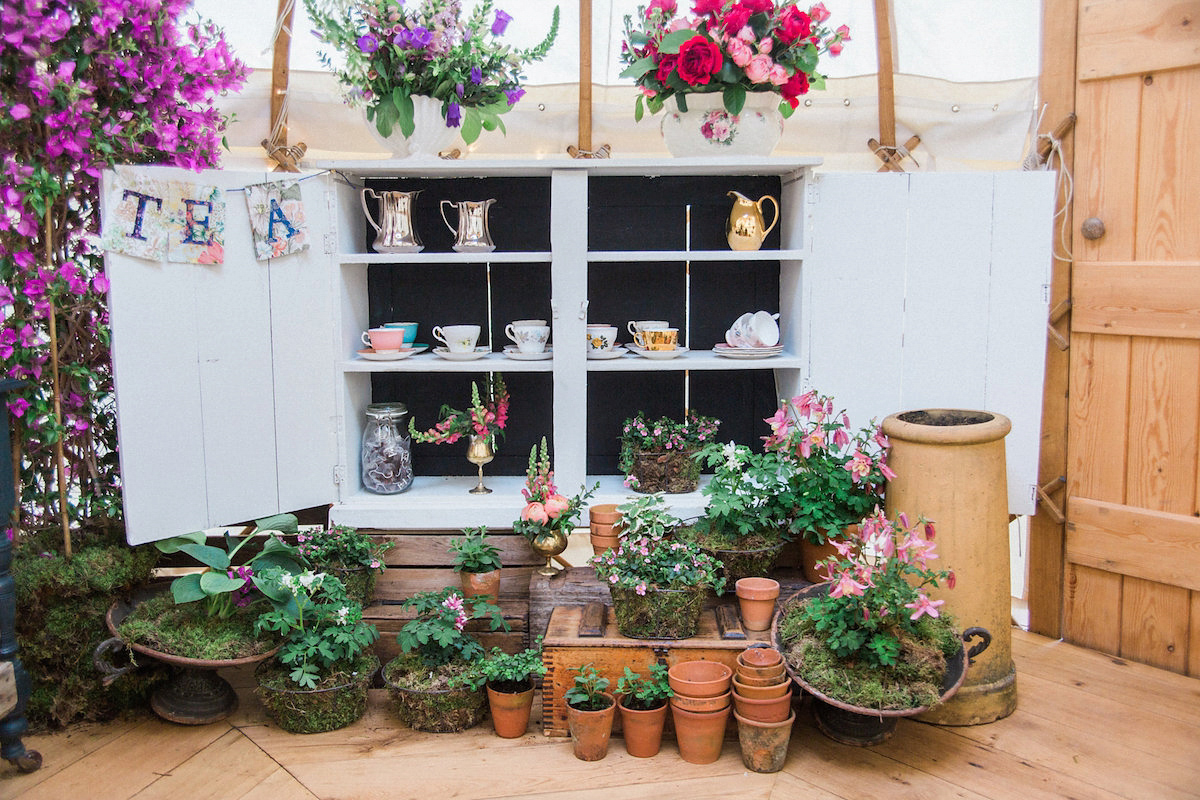 Natural Beauty - a free spirited styled shoot by Wedding Yurts, available for hire throughout the UK.