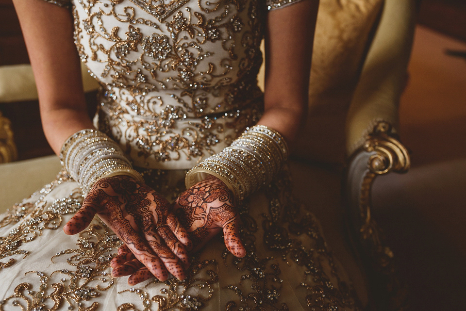 An Autumnal Anglo-Indian fusion wedding in the Cotswolds. Photography by Jackson & Co.