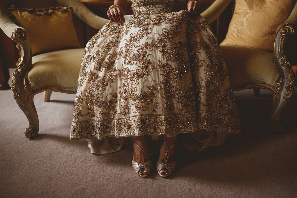 An Autumnal Anglo-Indian fusion wedding in the Cotswolds. Photography by Jackson & Co.