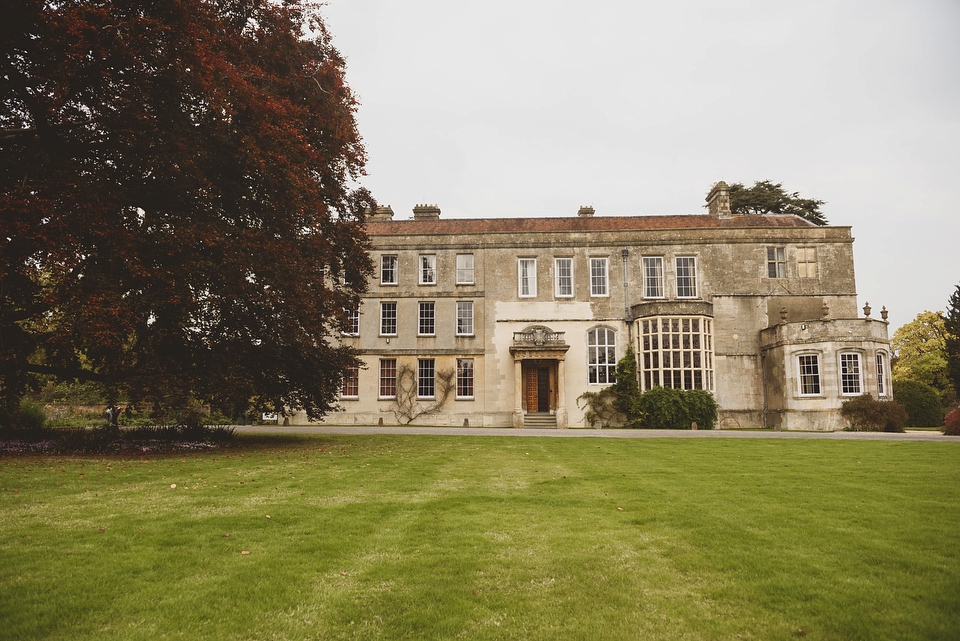 An Autumnal Anglo-Indian fusion wedding in the Cotswolds. Photography by Jackson & Co.