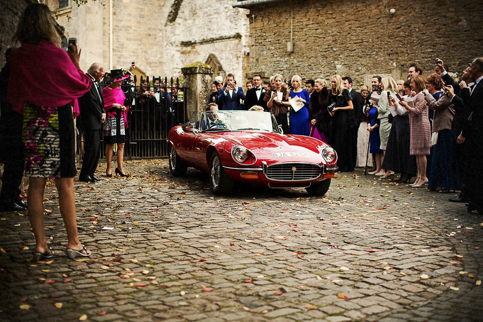 A Jenny Packham dress for an elegant black tie wedding at Aynhoe Park. Photography by Matt Parry.