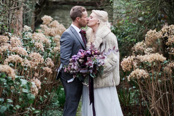 An Anna Campbell Gown For An Elegant Country House Wedding Weekend