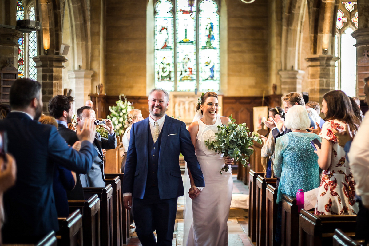 Win your wedding photography with Shelby Ellis.