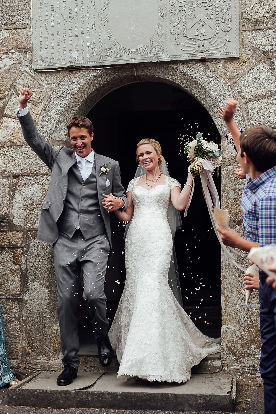 A Suzanne Neville gown for a relaxed and elegant garden wedding. Styled by Blue Fizz events. A Suzanne Neville gown for a relaxed and elegant garden wedding. Styled by Blue Fizz events.
