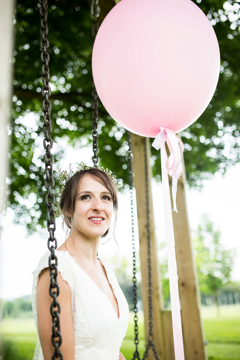 Sophie wears a Lusan Mandongus gown for her relaxed English country garden wedding. Images by Ayesha Photography.