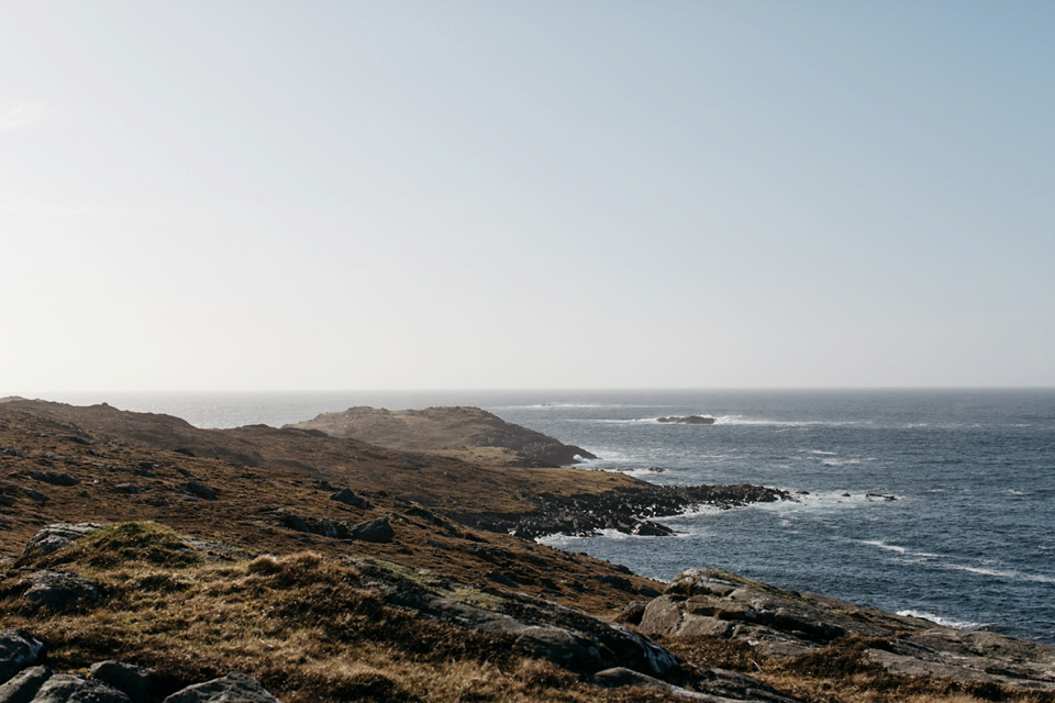 An industrial and geometric inspired wedding in Scotland. Photography by Caro Weiss.