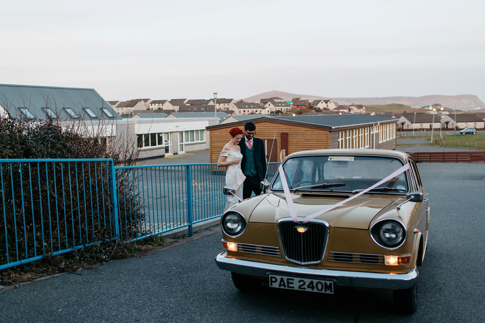 An industrial and geometric inspired wedding in Scotland. Photography by Caro Weiss.