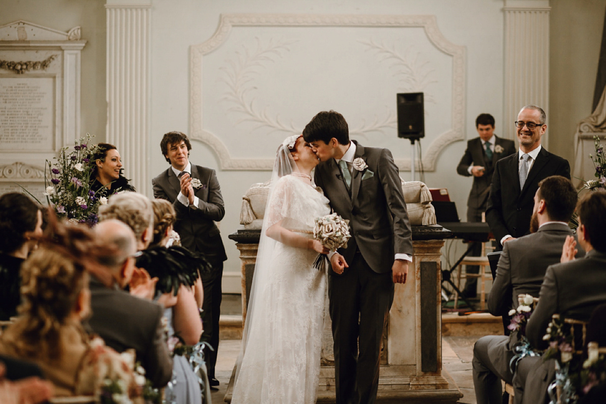 A 1920's and 1930's vintage inspired wedding. Photography by A Boy Called Ben.