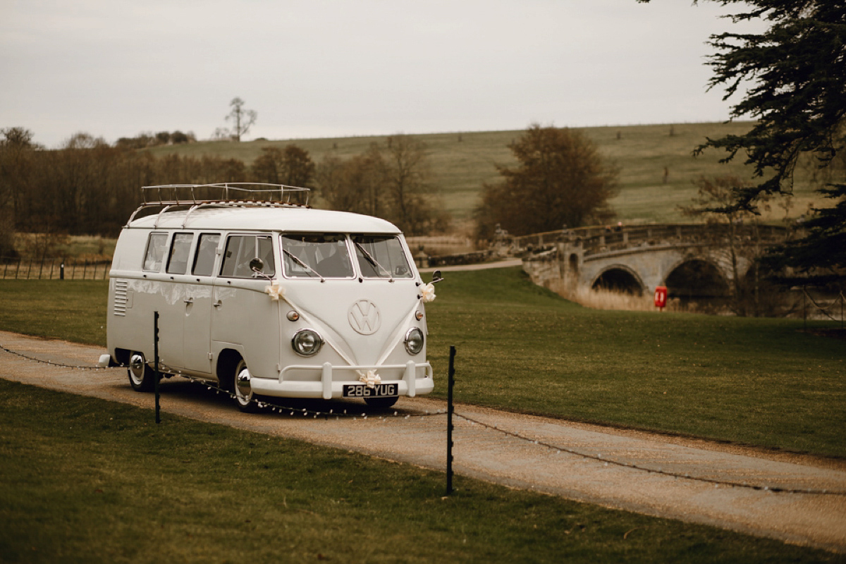 A 1920's and 1930's vintage inspired wedding. Photography by A Boy Called Ben.