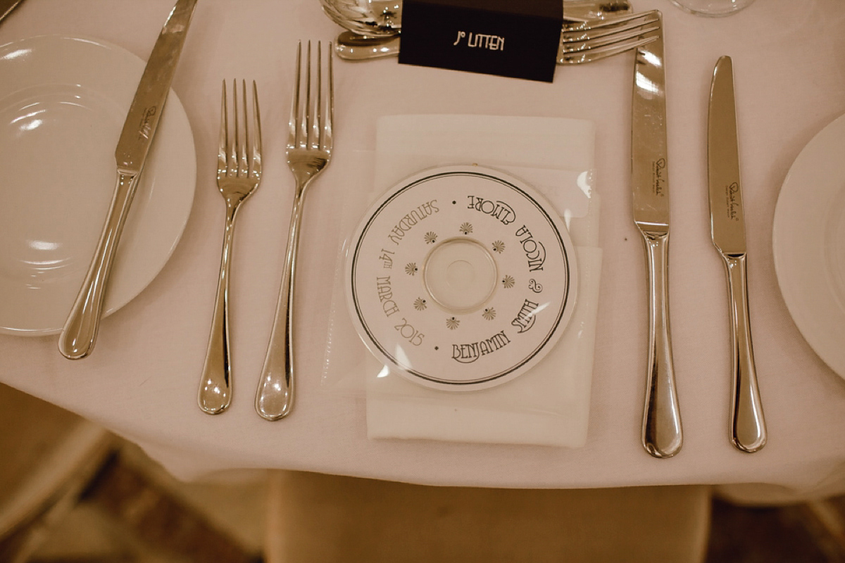 A 1920's and 1930's vintage inspired wedding. Photography by A Boy Called Ben.