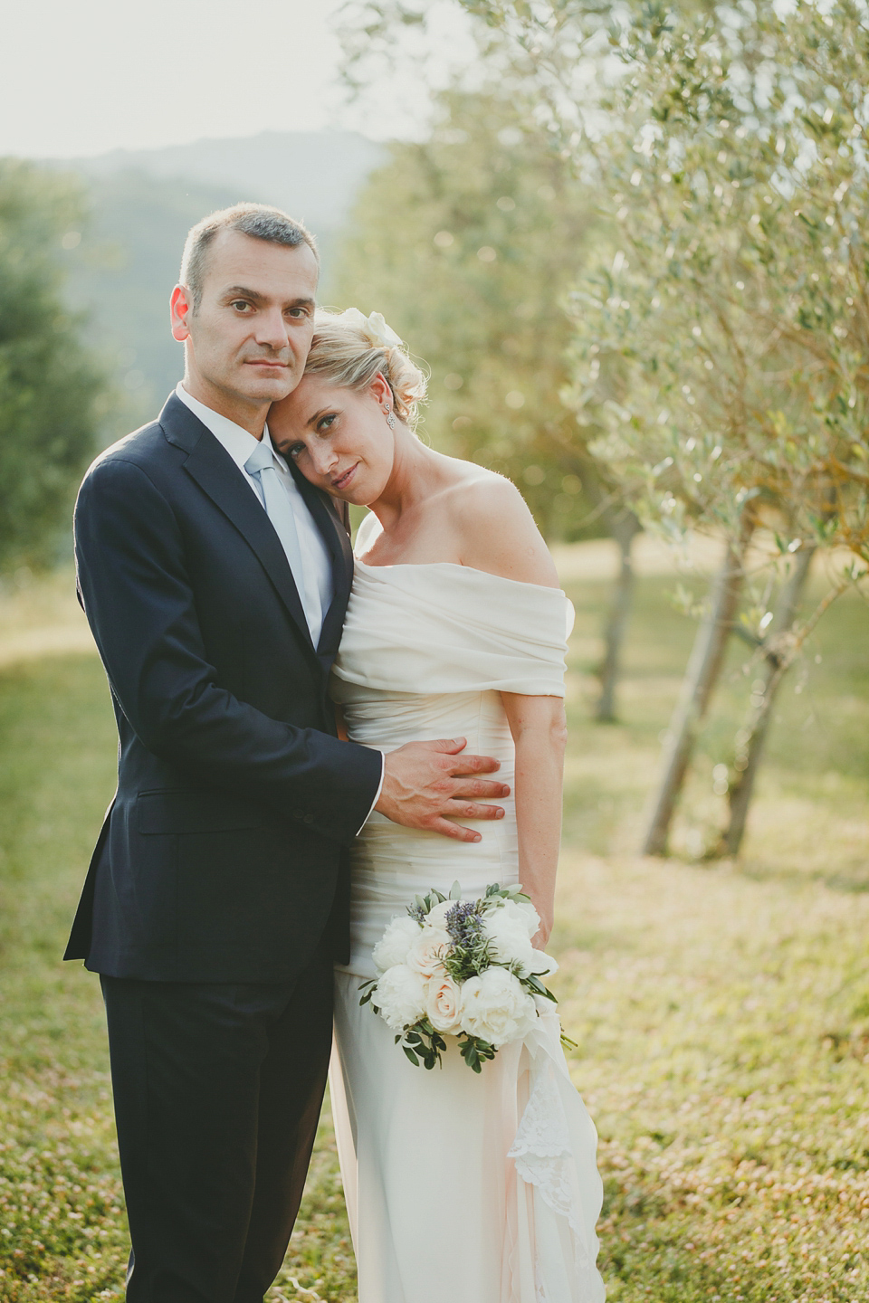 An elegant wedding in the Italian countryside. Images by Monika Photo Art.